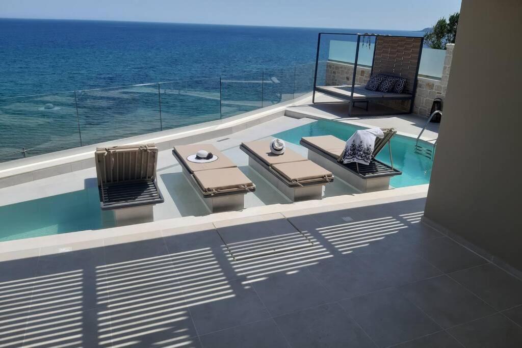 Luxury Villa Dioskouroi Eco Pool & Jacuzzi Kalyves Exterior photo