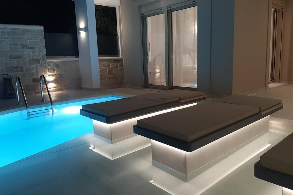 Luxury Villa Dioskouroi Eco Pool & Jacuzzi Kalyves Exterior photo